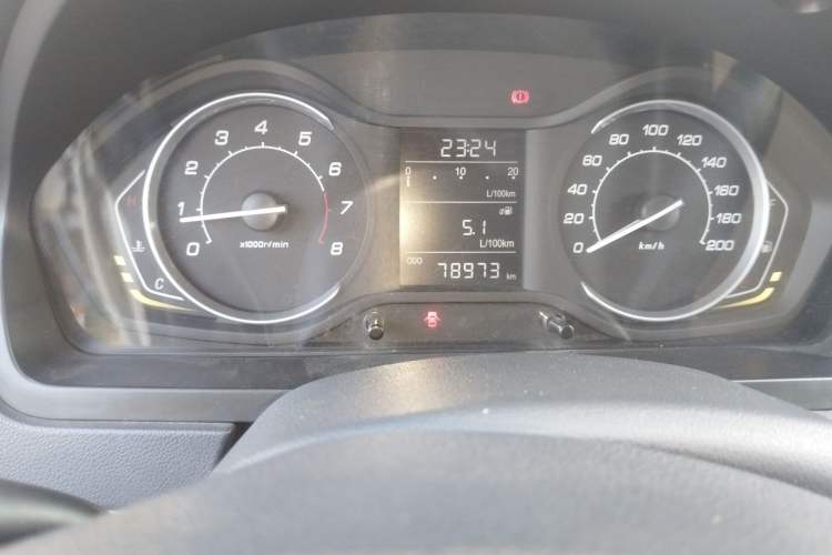 Used BAIC Senova D20 2015 Hatchback 1.3L Manual Joy Edition Odometer Close Up