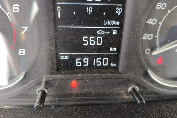 Used BAIC Senova D20 2015 Hatchback 1.3L Manual Leisure Edition Odometer Close Up