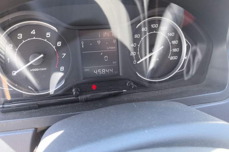 Used BAIC Senova D20 2015 Hatchback 1.5L Automatic Joyful Edition Odometer Close Up