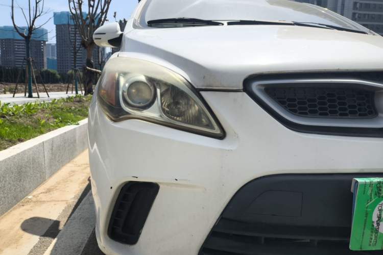 Used BAIC Senova D20 2015 Hatchback 1.3L Manual Leisure Edition Right Front Headlight