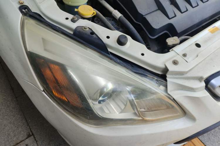 Used BAIC Senova D20 2015 Hatchback 1.5L Automatic Joyful Edition Right Front Headlight