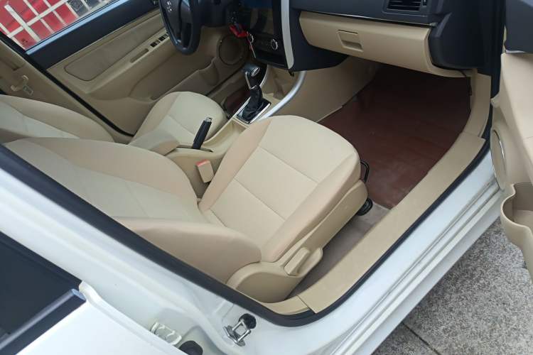 Used BAIC Senova D20 2015 Hatchback 1.5L Automatic Lotte Edition Right Front Seat
