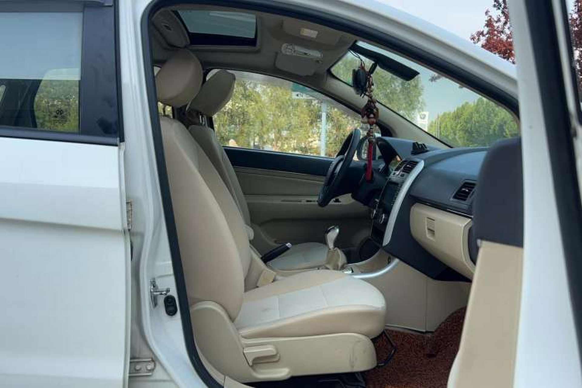 Used BAIC Senova D20 2015 Hatchback 1.5L Manual Leshang Version Right Front Seat