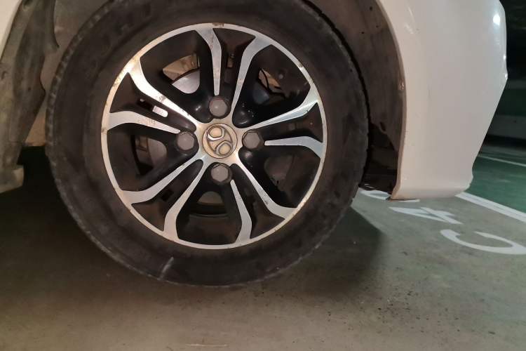 Used BAIC Senova D20 2015 Hatchback 1.5L Manual Lotte Edition Right Front Wheel Hub