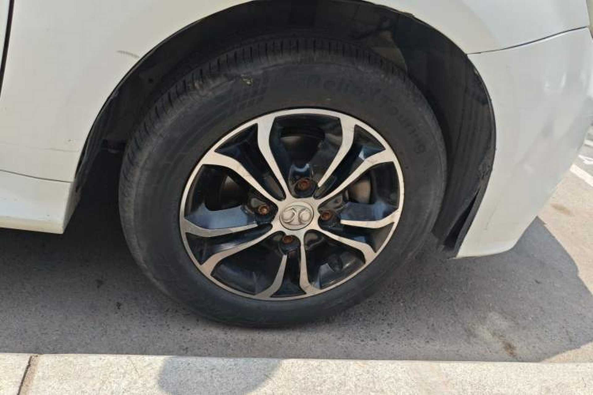 Used BAIC Senova D20 2015 Hatchback 1.5L Manual Lotte Edition Right Front Wheel Hub