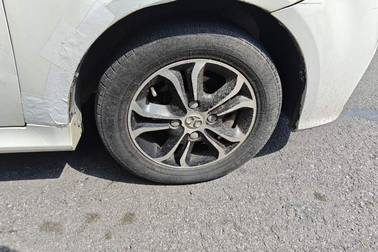 Used BAIC Senova D20 2015 Hatchback 1.5L Manual Lotte Edition Right Front Wheel Hub