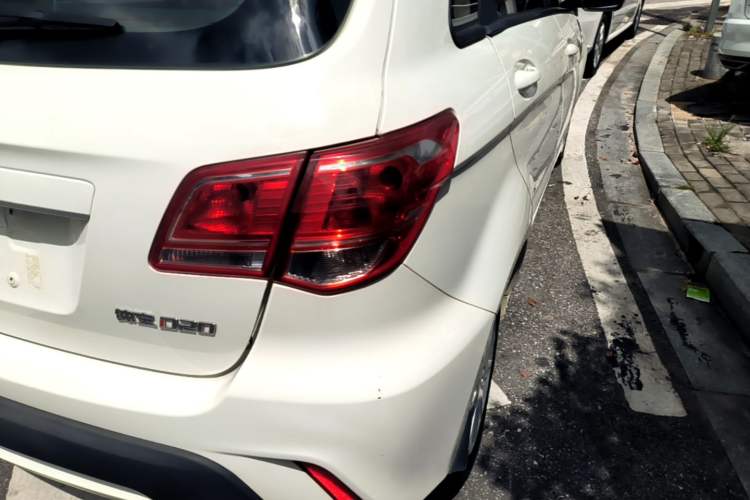 Used BAIC Senova D20 2015 Hatchback 1.3L Manual Leisure Edition Right Rear Taillight