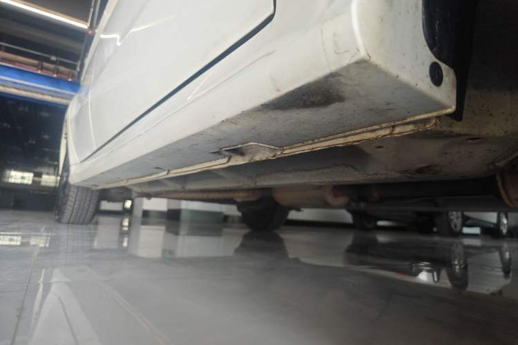 Used BAIC Senova D20 2015 Hatchback 1.5L Manual Leshang Version Right Side Sill