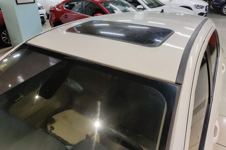 Used BAIC Senova D20 2015 Hatchback 1.5L Automatic Joyful Edition Roof
