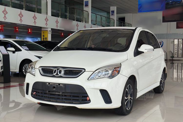 Used BAIC Senova D20 2015 Hatchback 1.5L Manual Lotte Edition Guazi used car, China used car export, Used car for sale, Used  cars, Cheapest cars for sale