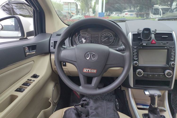 Used BAIC Senova D20 2015 Hatchback 1.5L Automatic Lotte Edition Steering Wheel