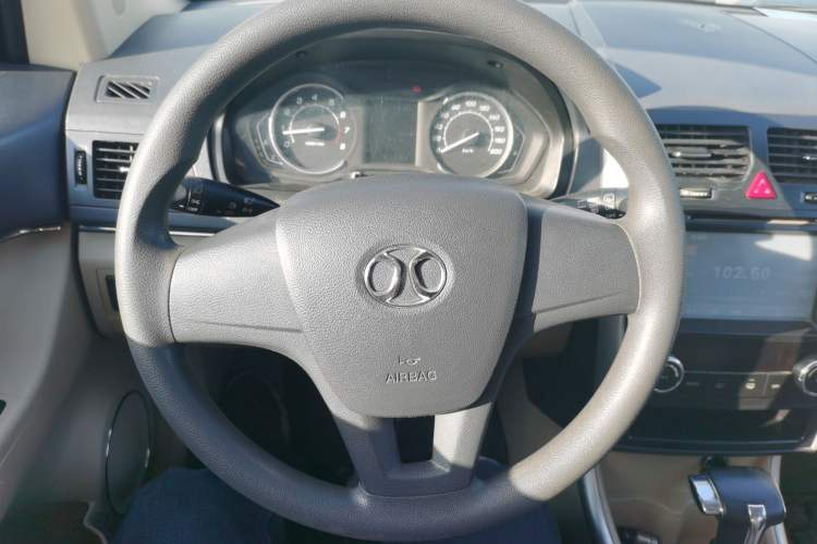 Used BAIC Senova D20 2015 Hatchback 1.5L Automatic Lotte Edition Steering Wheel