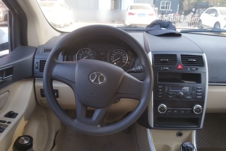 Used BAIC Senova D20 2015 Hatchback 1.3L Manual Joy Edition Steering Wheel