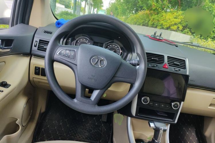 Used BAIC Senova D20 2015 Hatchback 1.5L Automatic Joyful Edition Steering Wheel
