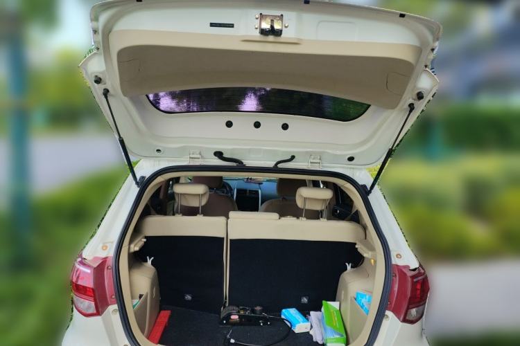 Used BAIC Senova D20 2015 Hatchback 1.5L Automatic Joyful Edition Trunk