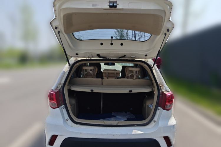 Used BAIC Senova D20 2015 Hatchback 1.5L Manual Lotte Edition Trunk