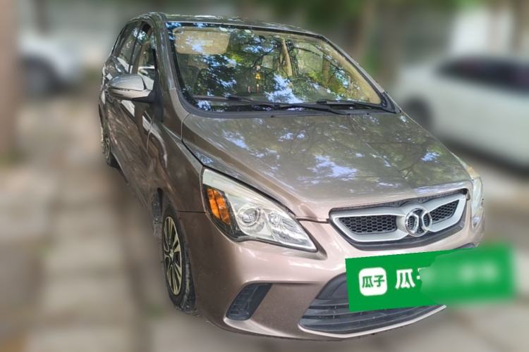 Used BAIC Senova D20 2015 Hatchback 1.3L Manual Joy Edition Front Right 45 Deg