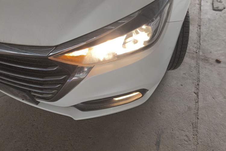 Used BAIC Senova D50 2018 1.5L Manual Luxury Intelligent Driving Version Left Front Headlight