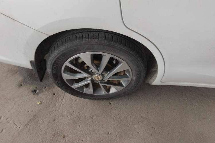 Used BAIC Senova D50 2018 1.5L Manual Luxury Intelligent Driving Version Right Rear Wheel Hub