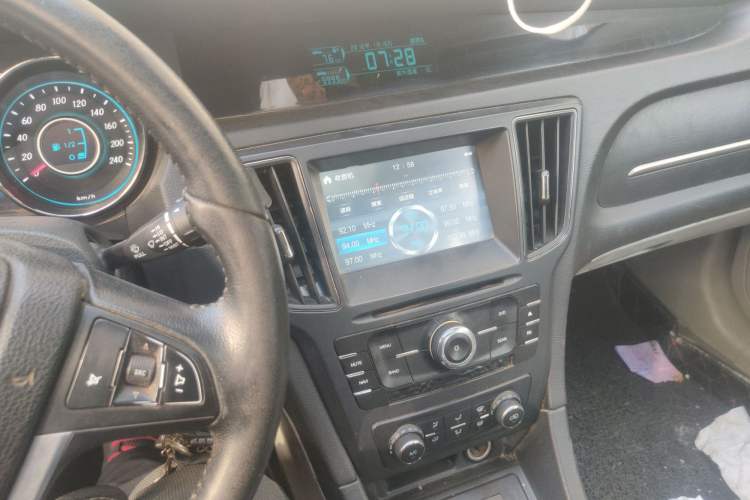 Used BAIC Senova D50 2014 1.5L manual comfort version Audio And AC Panel