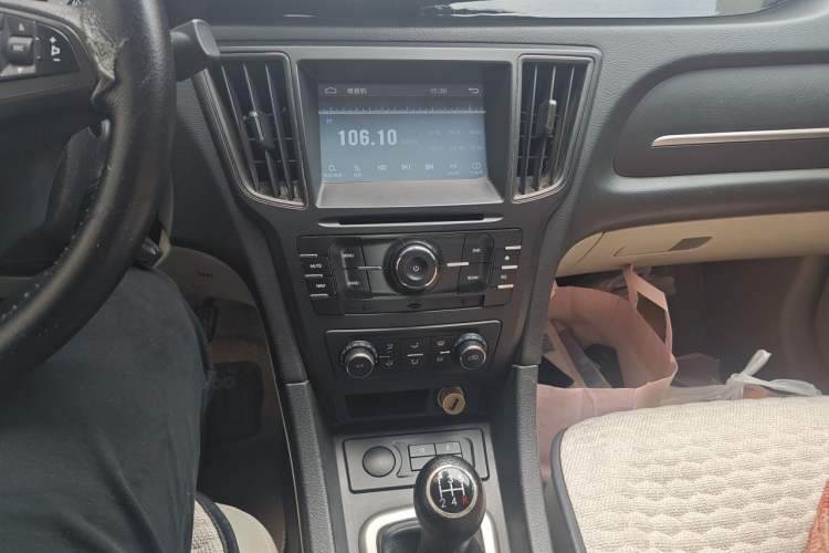 Used BAIC Senova D50 2014 1.5L manual comfort version Audio And AC Panel