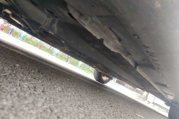 Used BAIC Senova D50 2014 1.5L manual comfort version Chassis Front Left