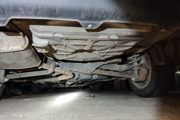 Used BAIC Senova D50 2014 1.5L manual standard version Chassis Rear