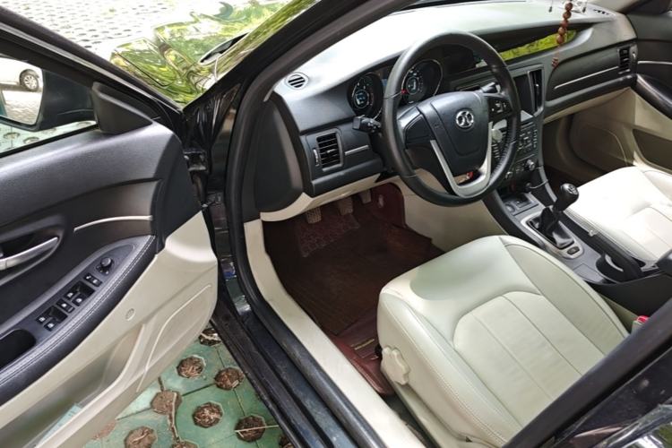 Used BAIC Senova D50 2014 1.5L manual comfort version Driver Seat