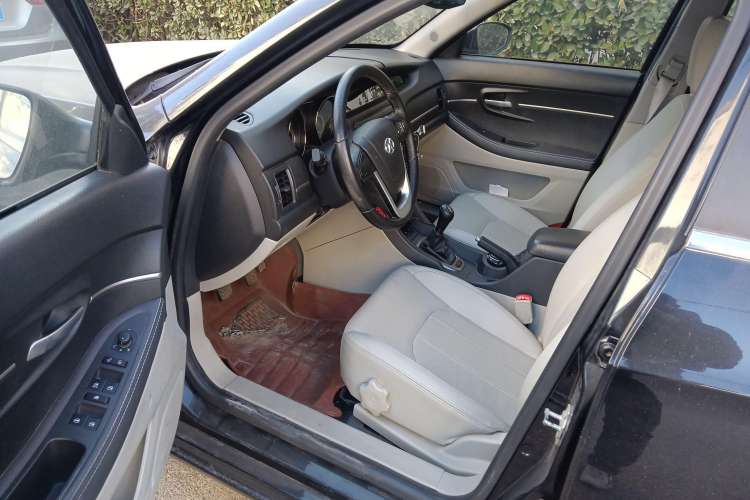Used BAIC Senova D50 2014 1.5L manual comfort version Driver Seat