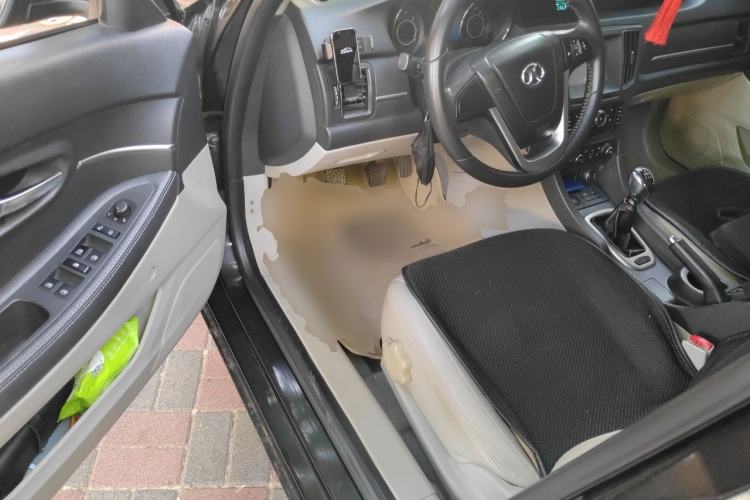 Used BAIC Senova D50 2014 1.5L manual comfort version Driver Seat