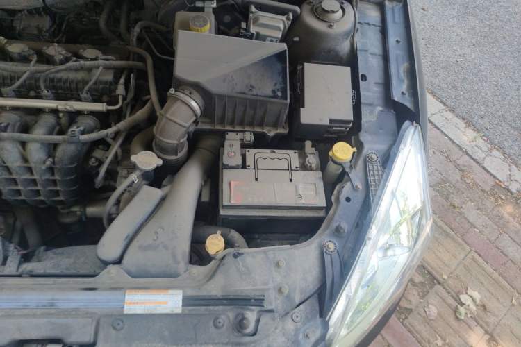Used BAIC Senova D50 2014 1.5L manual comfort version Engine Bay Left