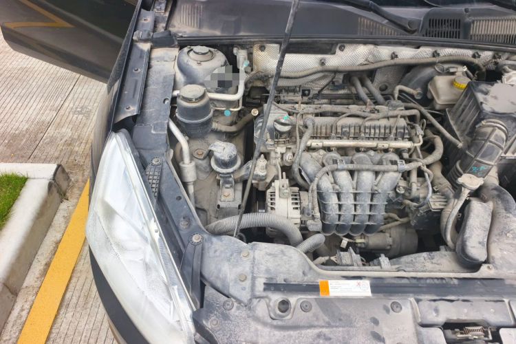 Used BAIC Senova D50 2014 1.5L manual standard version Engine Bay Right