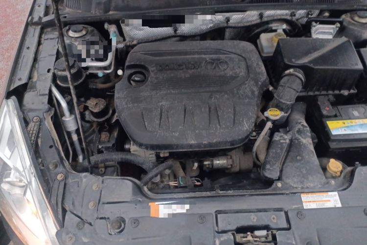 Used BAIC Senova D50 2014 1.5L manual comfort version Engine Bay Right