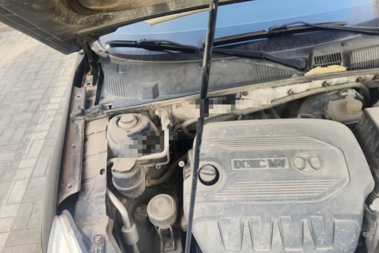 Used BAIC Senova D50 2014 1.5L manual comfort version Engine Bay Right