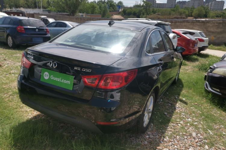 Used BAIC Senova D50 2014 1.5L manual comfort version Exterior 3