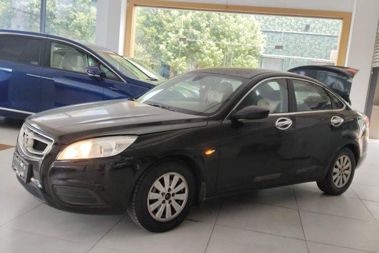 Used BAIC Senova D50 2014 1.5L manual standard version Exterior 3