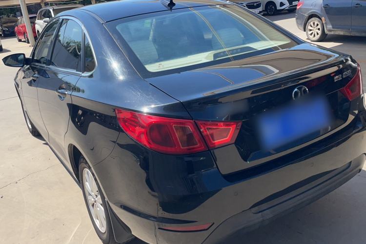 Used BAIC Senova D50 2014 1.5L manual standard version Exterior 5