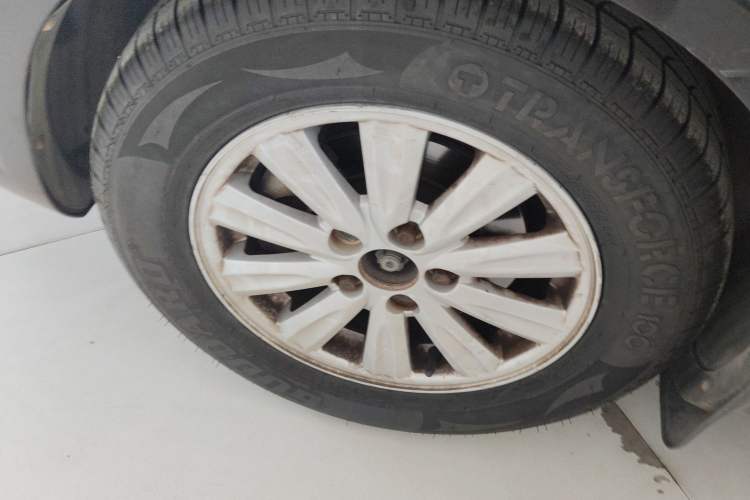 Used BAIC Senova D50 2014 1.5L manual standard version Exterior 7