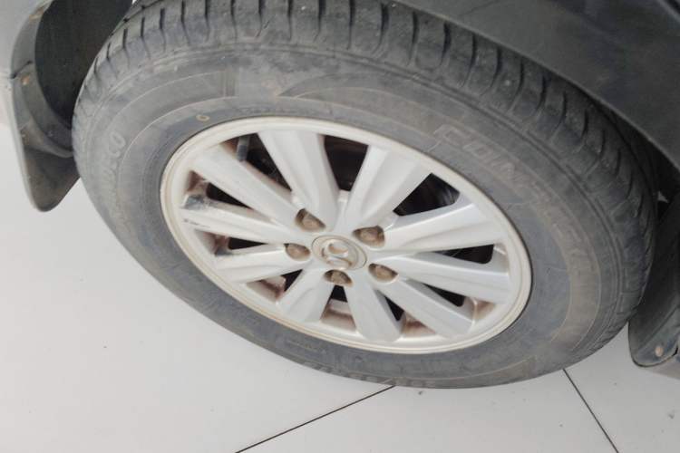 Used BAIC Senova D50 2014 1.5L manual standard version Exterior 8