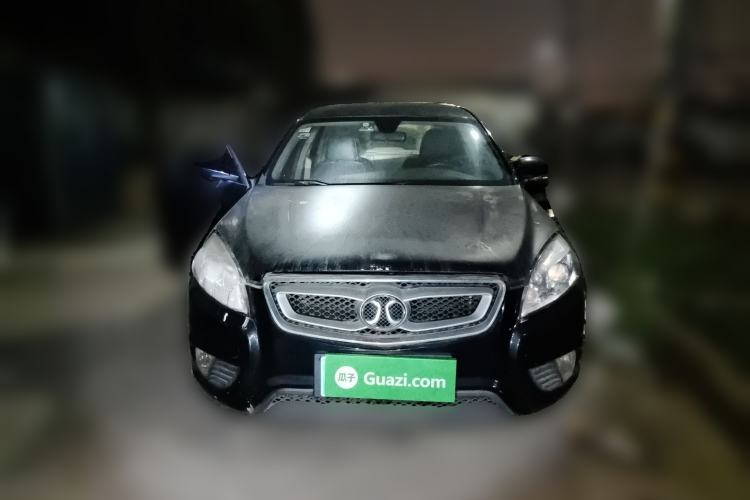 Used BAIC Senova D50 2014 1.5L manual standard version Front