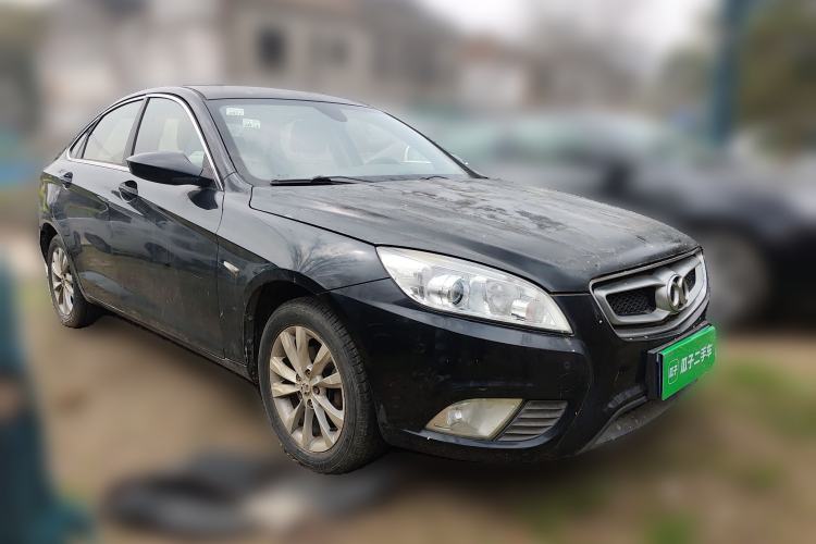 Used BAIC Senova D50 2014 1.5L manual comfort version Front Right 45 Deg