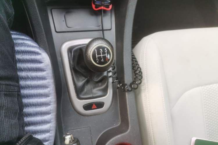 Used BAIC Senova D50 2014 1.5L manual standard version Gear Lever
