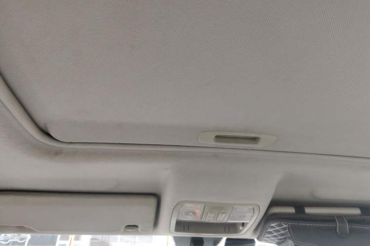 Used BAIC Senova D50 2014 1.5L manual comfort version Headliner