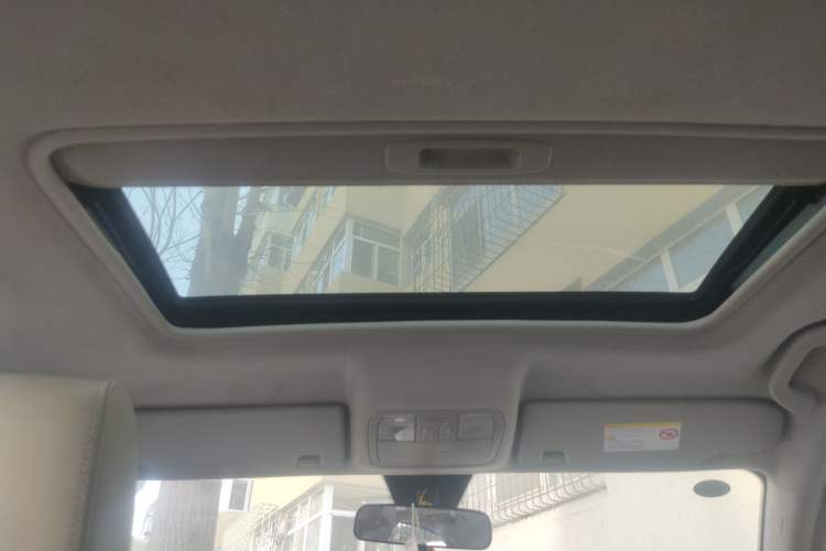 Used BAIC Senova D50 2014 1.5L manual comfort version Headliner