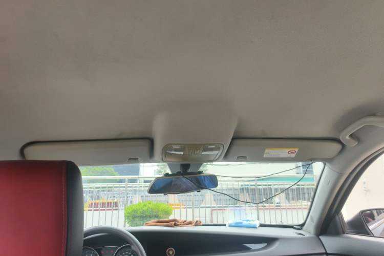 Used BAIC Senova D50 2014 1.5L manual standard version Headliner