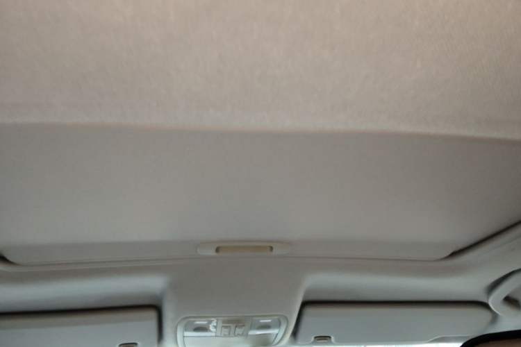 Used BAIC Senova D50 2014 1.5L manual comfort version Headliner