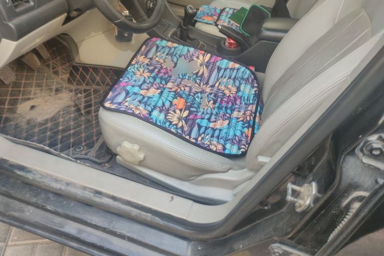 Used BAIC Senova D50 2014 1.5L manual comfort version Left Front Seat