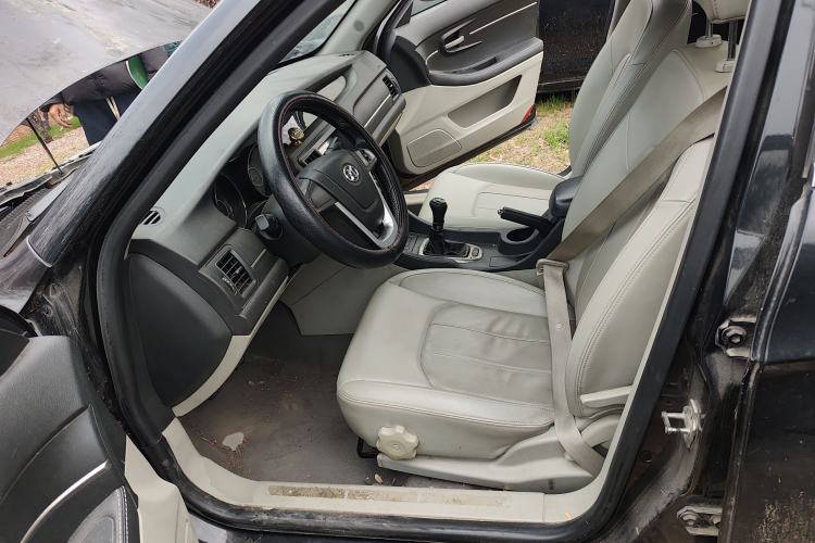 Used BAIC Senova D50 2014 1.5L manual comfort version Left Front Seat