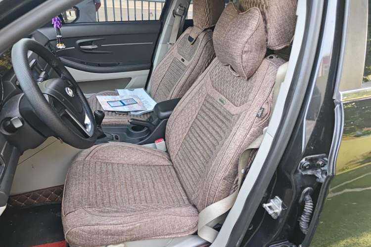 Used BAIC Senova D50 2014 1.5L manual comfort version Left Front Seat
