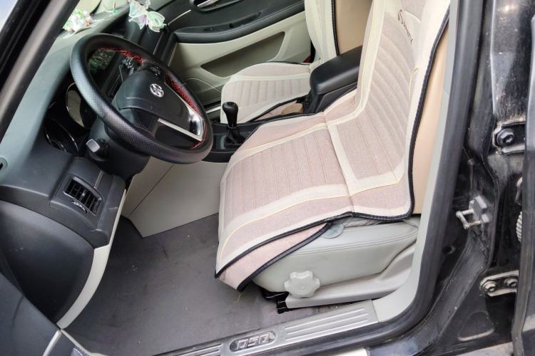 Used BAIC Senova D50 2014 1.5L manual comfort version Left Front Seat